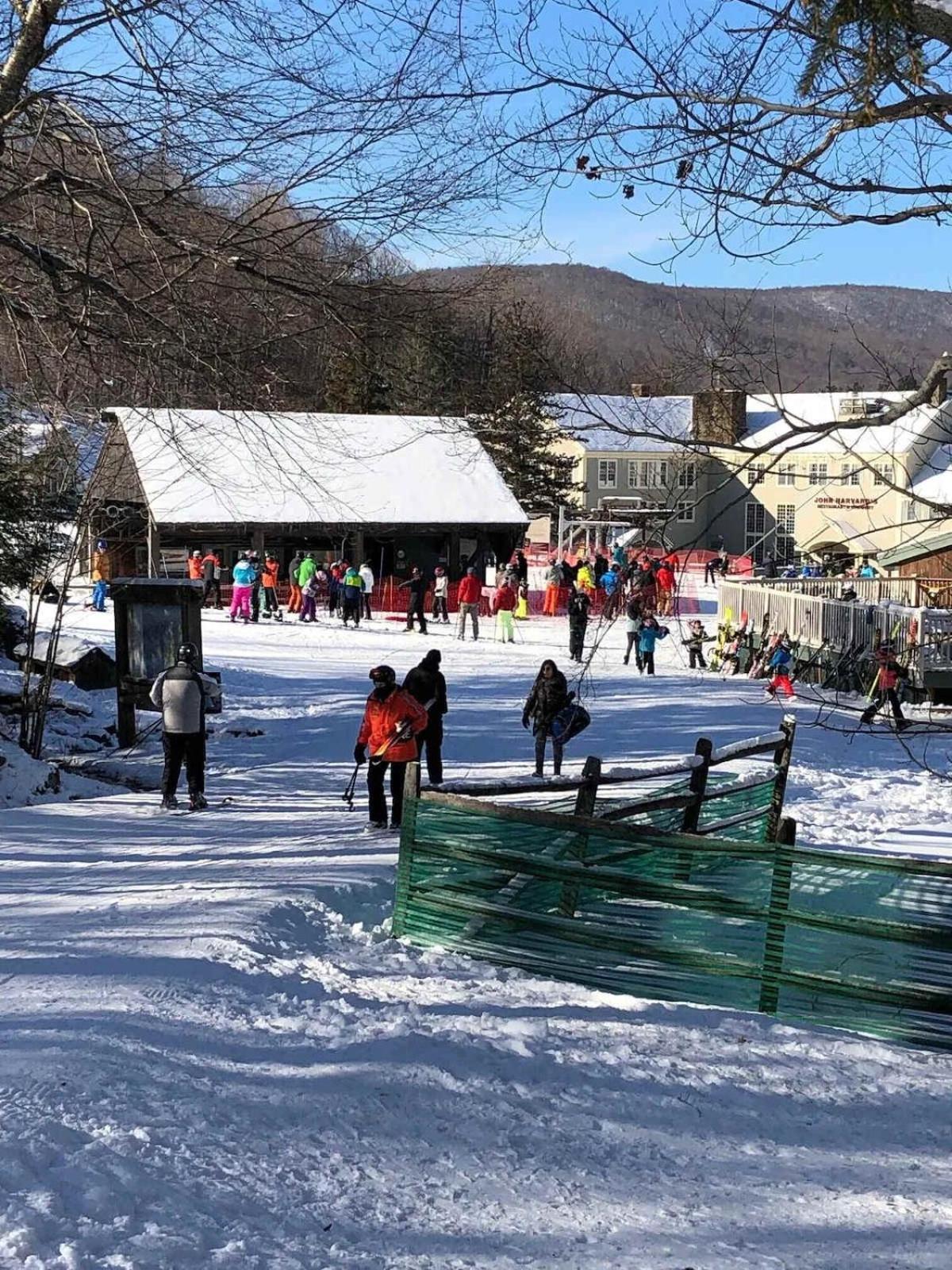 2 Bedroom Condo Mountain Views At Jiminy Peak- Sleeps 7 Hancock Exterior photo